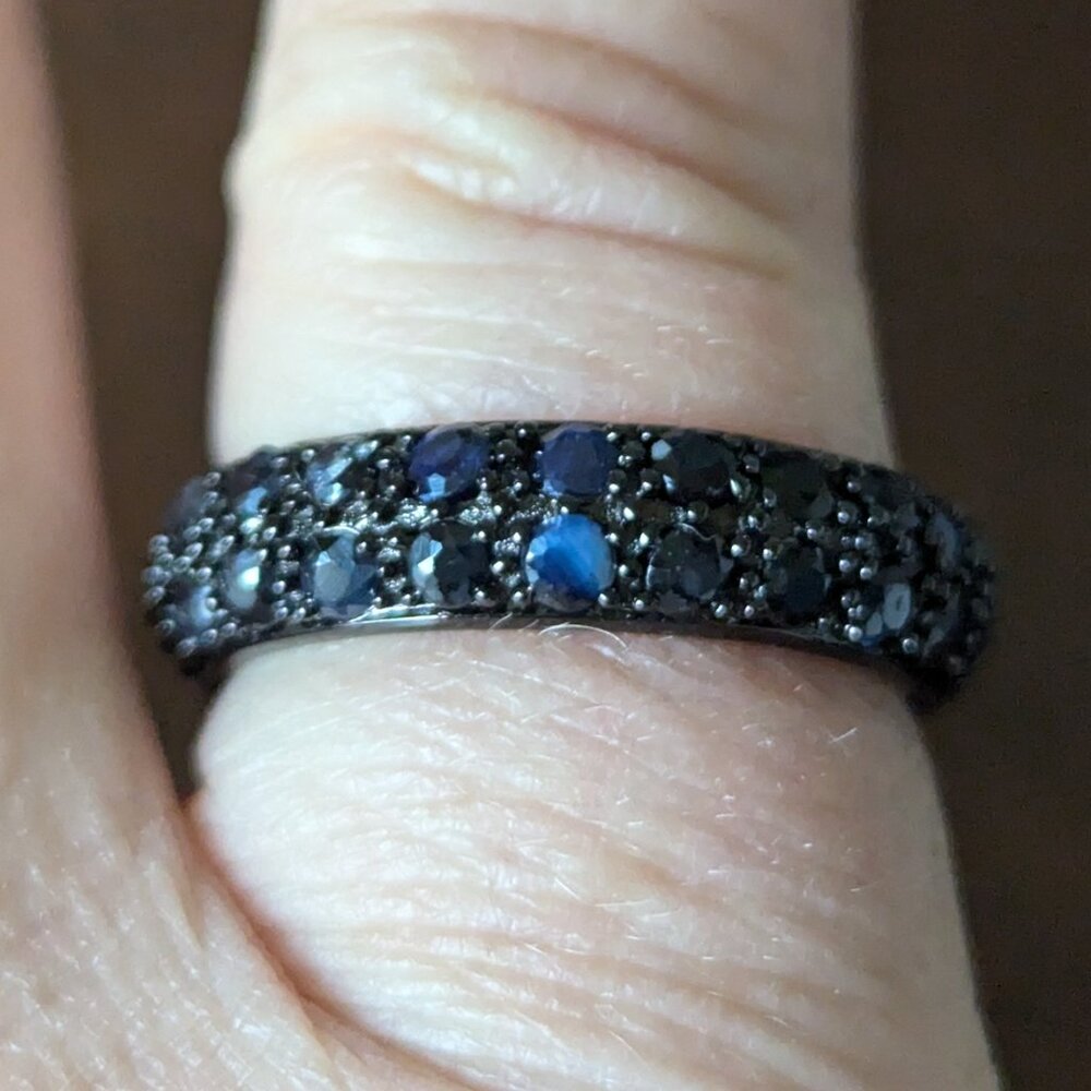 RING 2 Rows Of Sapphires Set Around Entire Band 925 size 7.75